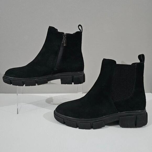 NEW Blondo Posey Ankle Bootie Womens 9 Black Suede Waterproof Platform Chelsea - Picture 2 of 13